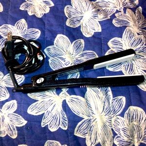 T3 Micro Flat Iron Hair Straightener 1"